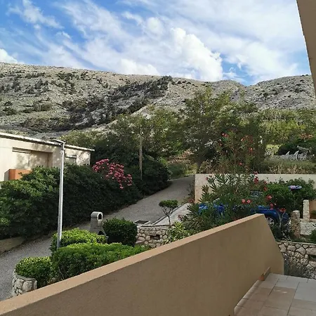 Apartments Lucia Pag Town Exterior photo