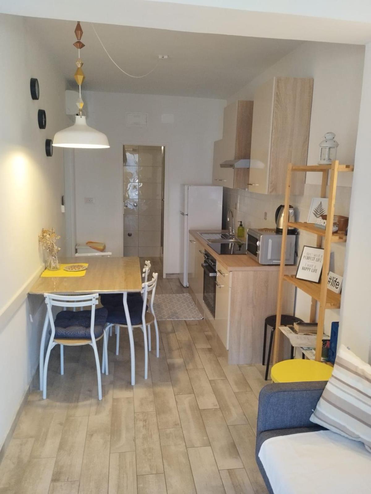 Lucia Apartment Pag Town