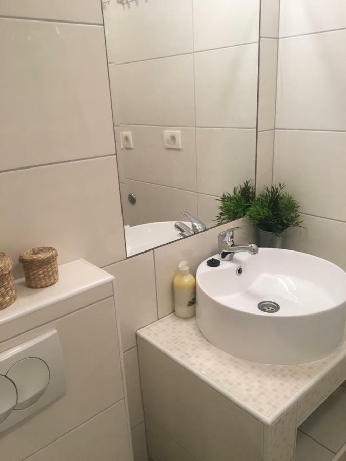 Lucia Apartment